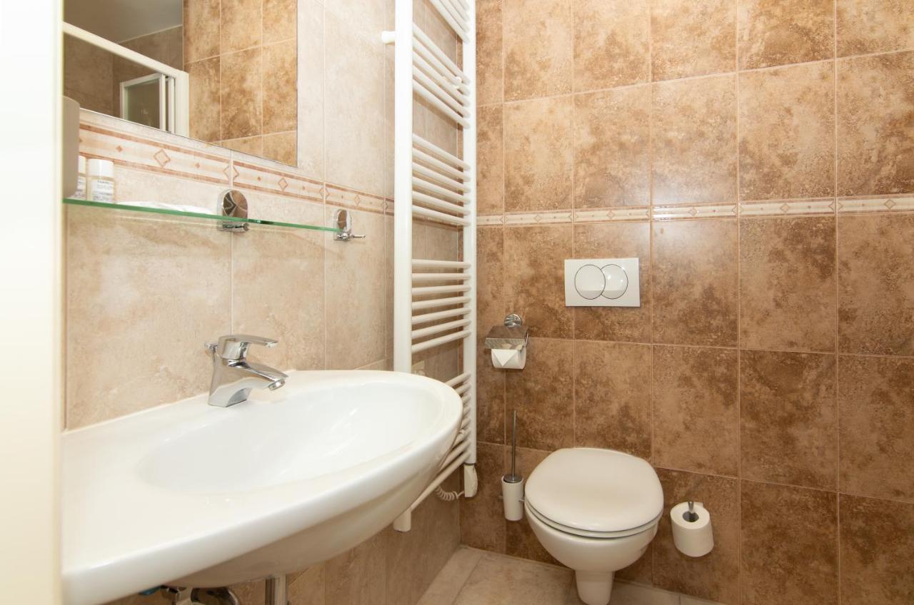 Residence Marina Rose M Apartment By Locap Group Portorož Extérieur photo
